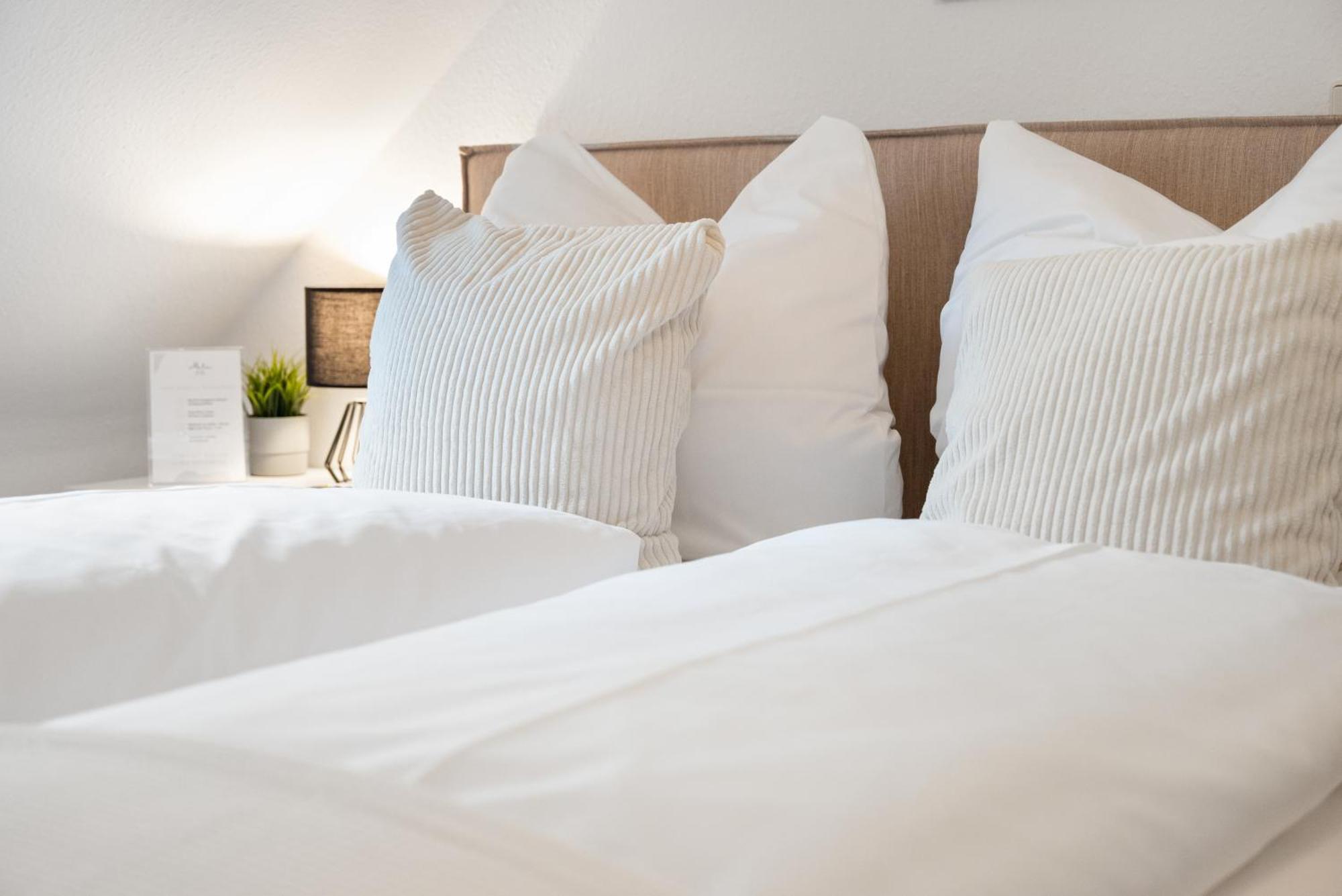 Malu Rooms - Im Stadtzentrum, Smarttv, Netflix, 24H Checkin Λούντβιχσμπουργκ Εξωτερικό φωτογραφία
